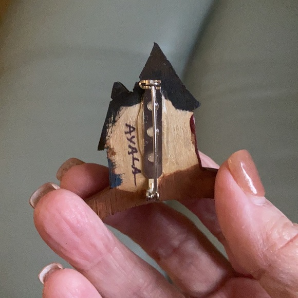 Bird house brooches small - Picture 3 of 3